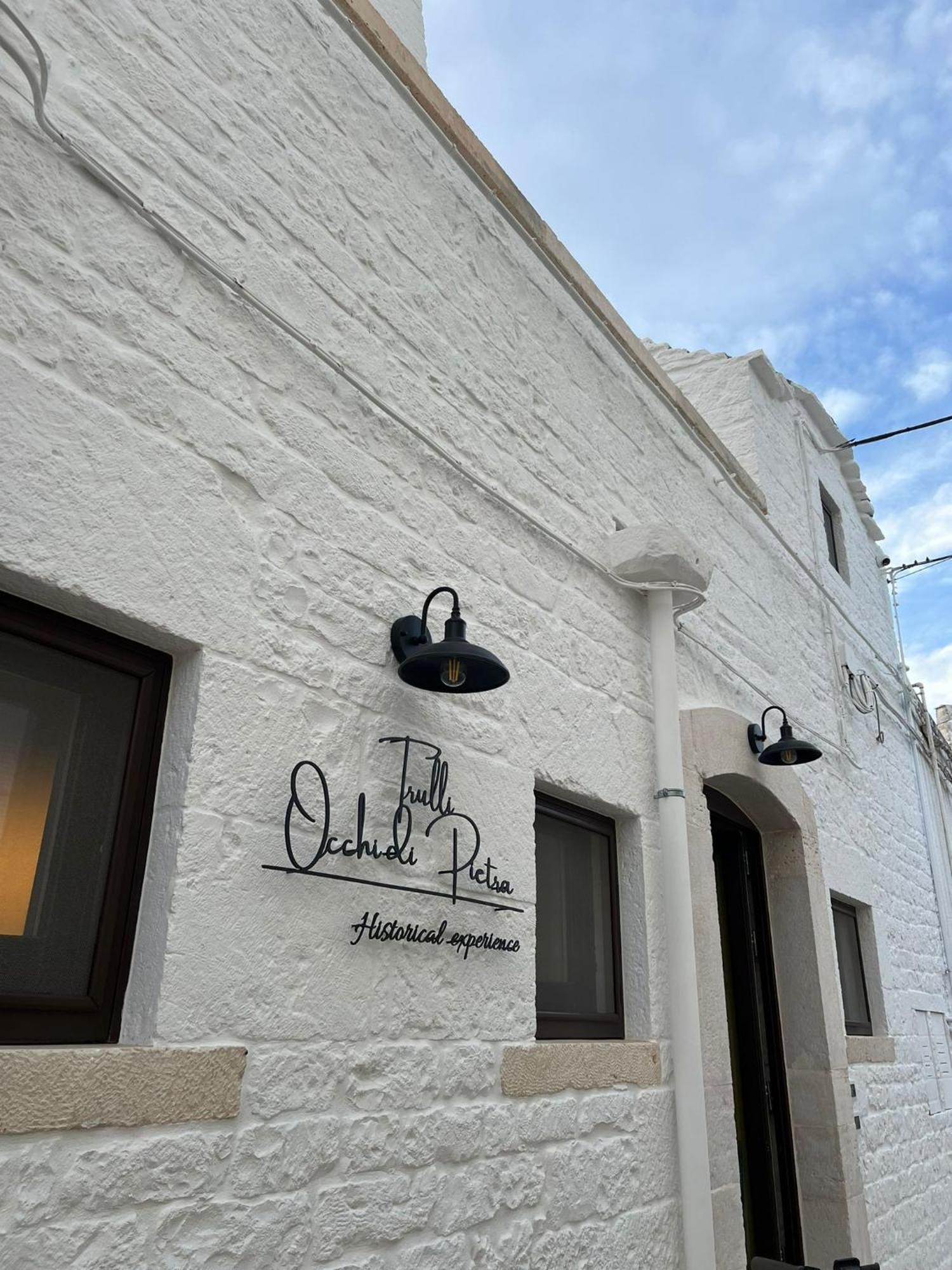 Trulli Occhi Di Pietra Historical Experience Villa Алберобело Екстериор снимка