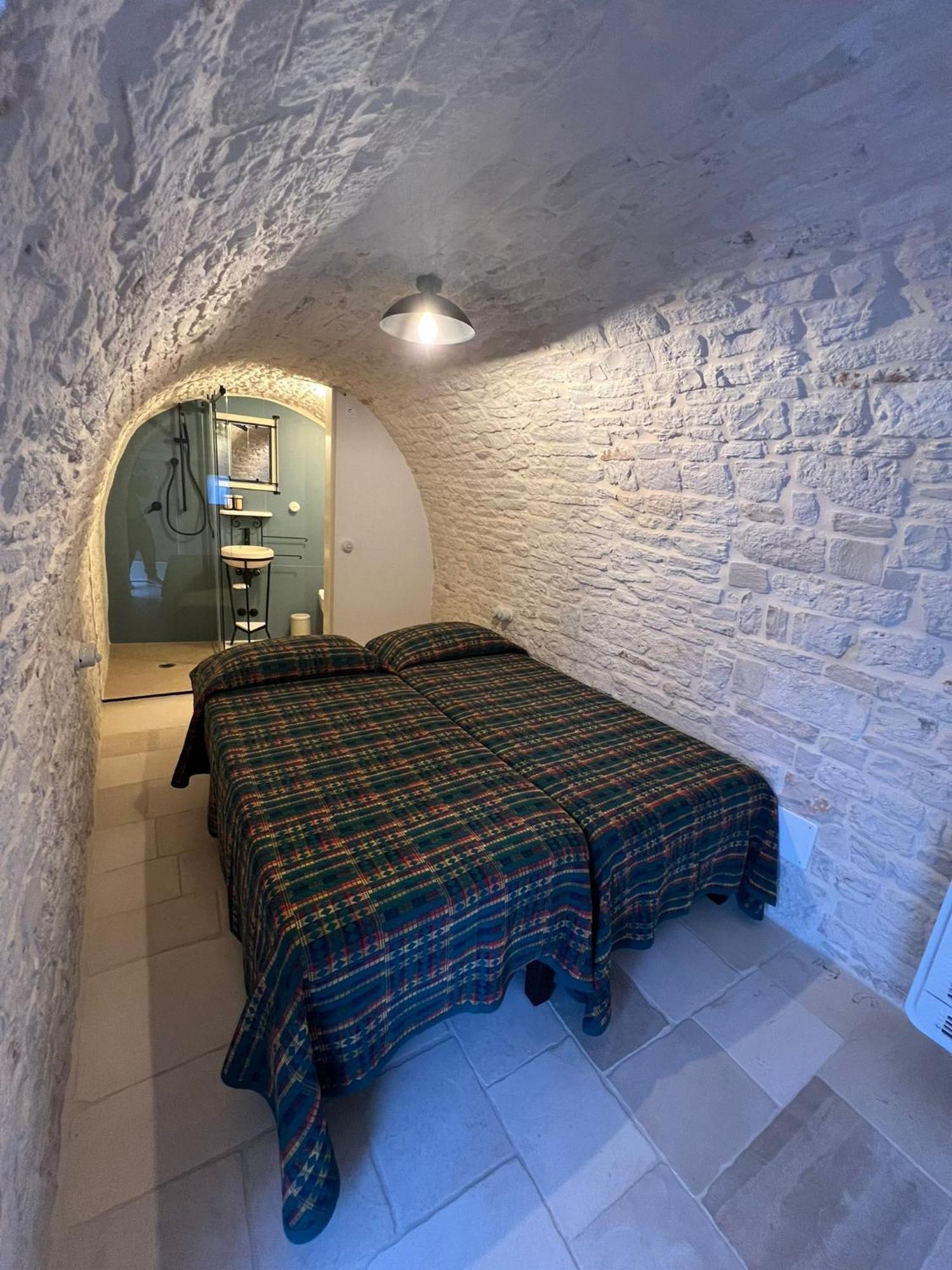 Trulli Occhi Di Pietra Historical Experience Villa Алберобело Екстериор снимка