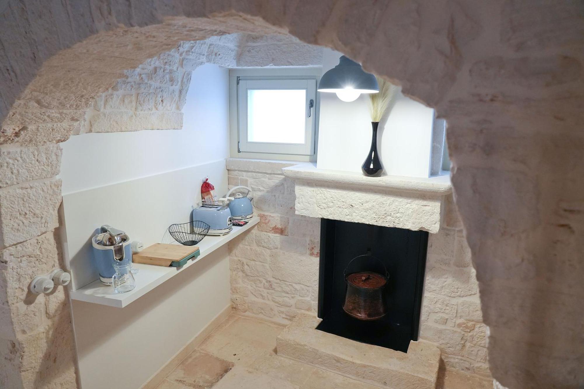 Trulli Occhi Di Pietra Historical Experience Villa Алберобело Екстериор снимка
