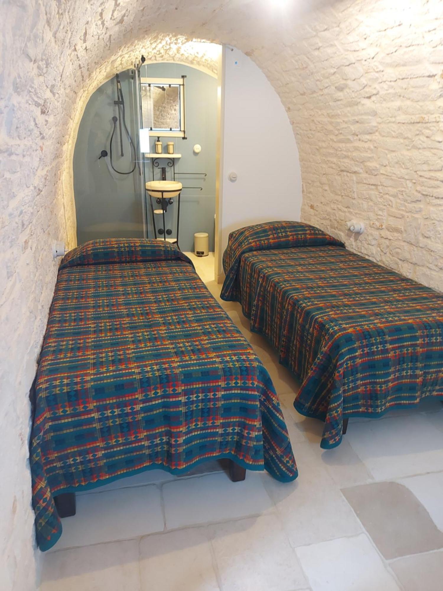 Trulli Occhi Di Pietra Historical Experience Villa Алберобело Стая снимка